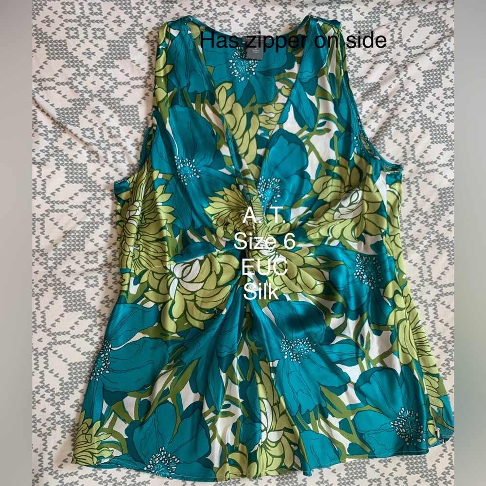 Ann Taylor size 6 silk top